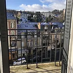 De Paris فندق
