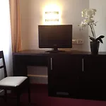 De Paris 2*