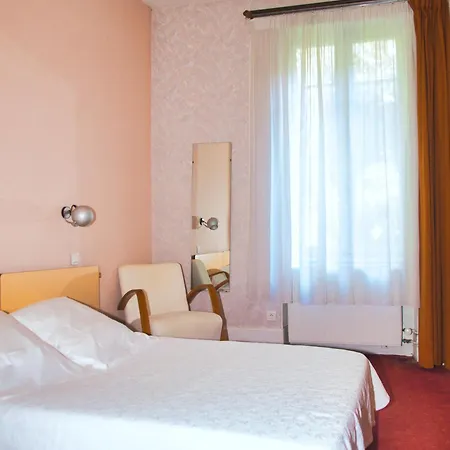 De Paris Ξενοδοχείο 2*