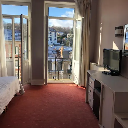 De Paris Szálloda 2*